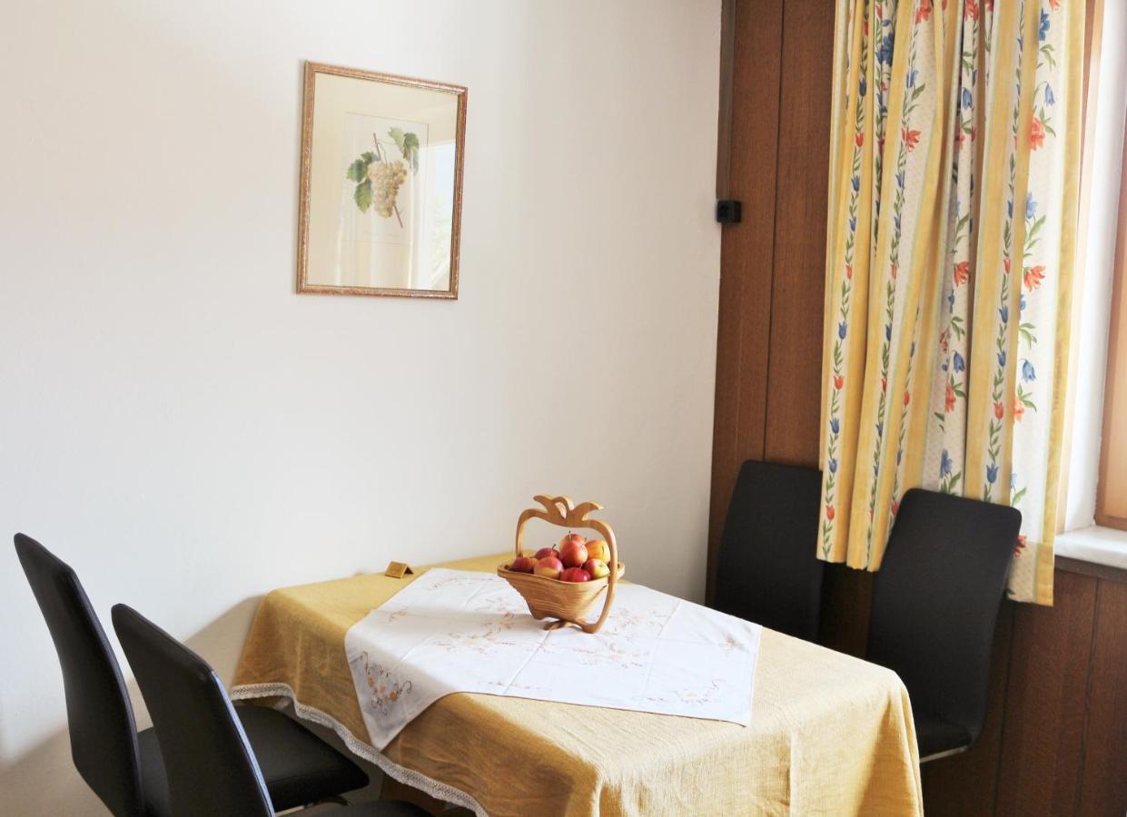 Pension Sonnenhof Mieming Room photo